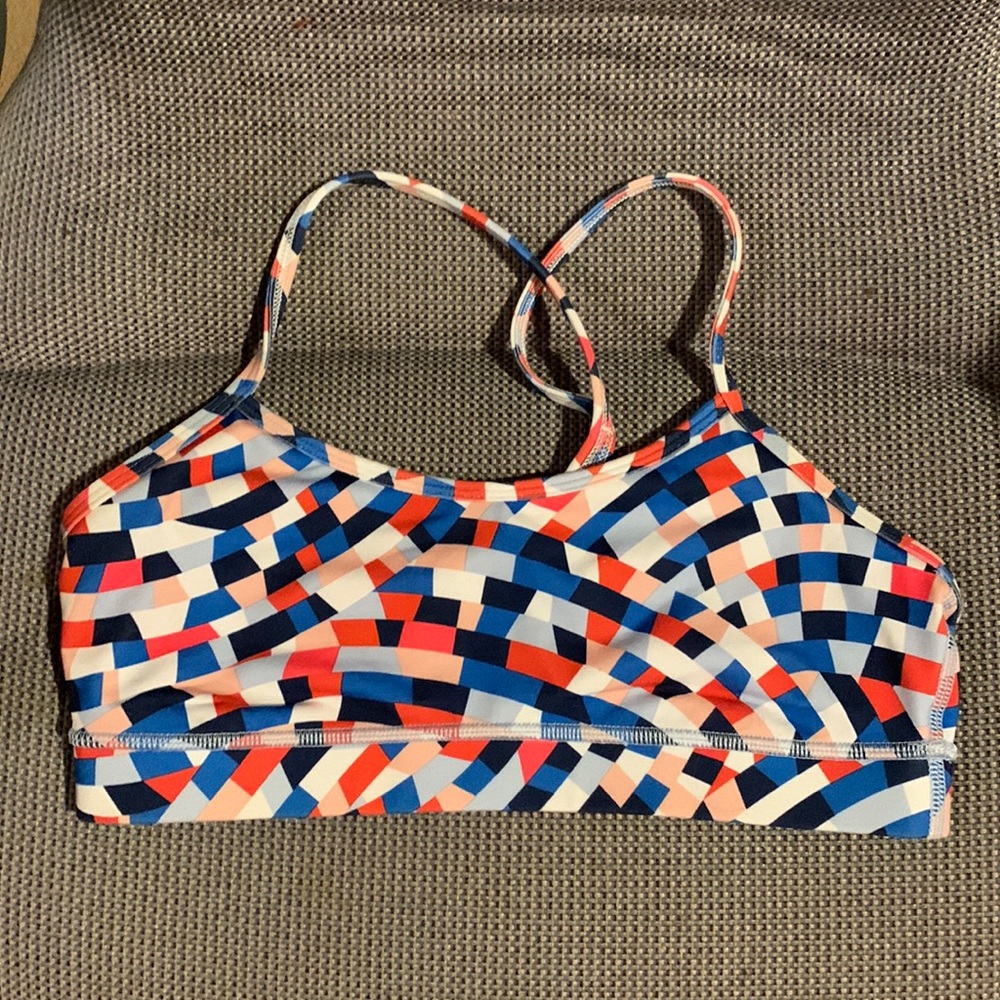 Lulu flow y bra in fun colorful print!